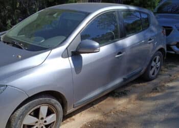 Ulassai, raid vandalico nella notte: forati gli pneumatici a decine di veicoli nei pressi del campo sportivo