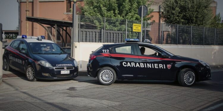 Insegue l’ex, lo sperona con l’auto e lo minaccia di morte: arrestata una 43enne di Decimomannu