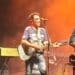 Edoardo Bennato a Cagliari manda in delirio il pubblico alla Fiera: storia di un concerto mozzafiato e commovente