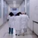 Medici cubani in aiuto di quelli sardi per garantire l’assistenza medica: “Una scelta di responsabilità per l’Isola”