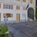 Bimbo di 7 anni cade dalla finestra delle scuola: ricoverato in gravi condizioni