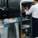 Allarme intossicazioni alimentari a Cagliari: “Costi statali devastanti, i ristoratori costretti a risparmiare sulla manutenzione dei frigoriferi”
