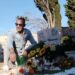 Cagliari, la missione di papà Paride: rendere il cimitero dei bimbi un luogo più accogliente