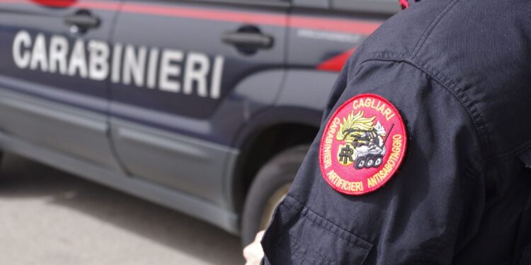 Bomba carta contro l’abitazione di un giovane, 25enne denunciato a San Sperate