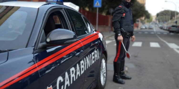 Danneggia un distributore automatico ma viene filmato dalle telecamere: denunciato a Sanluri