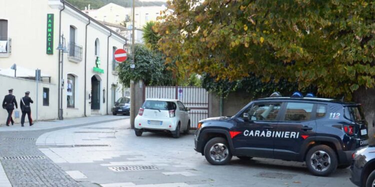Sant’Antioco, raid notturno in casa per rubare soldi e gioielli: arrestato disoccupato 30enne