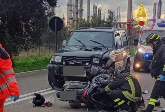 Scontro sulla Ss 195 a Sarroch, grave un motociclista