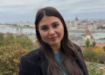 Travolta da un tir mentre attraversa sulle strisce: Valentina muore a 22 anni