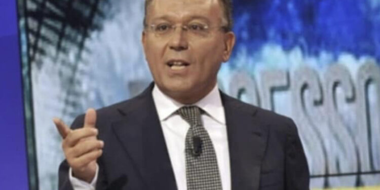 Il giornalista Enrico Varriale condannato a 7 mesi per minacce e lesioni alla ex