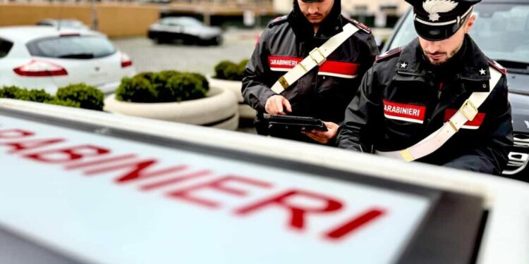 Sanluri, droga in tasca e nascosta in camera da letto: ai domiciliari un 23enne