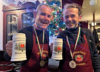 Valerio Carta e Diego Cocco sono i nuovi biermeister: grande festa a Cagliari da Karl Heinz