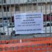 Mercato di San Benedetto, anello interno transennato per un anno: residenti senza parcheggi, monta la protesta