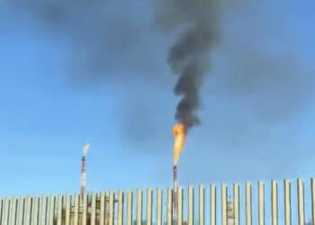 Sarroch, guasto alle linee elettriche alla Saras: “Malfunzionamento transitorio” (VIDEO)