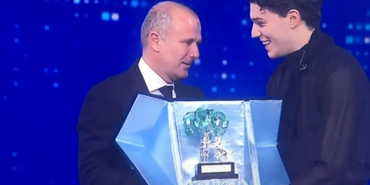 Nicolò Filippucci vince Sanremo Giovani