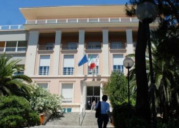 Cagliari, diabetica insulino-dipendente senza sensori: “Al Binaghi impossibile parlare con la Diabetologia”