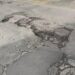 Pirri, l’allarme degli abitanti di via Santa Maria Chiara e via Balilla: “Strade in condizioni disastrose” (VIDEO)