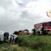 Uta, camion esce fuori strada e si ribalta: intervento dei vigili del fuoco