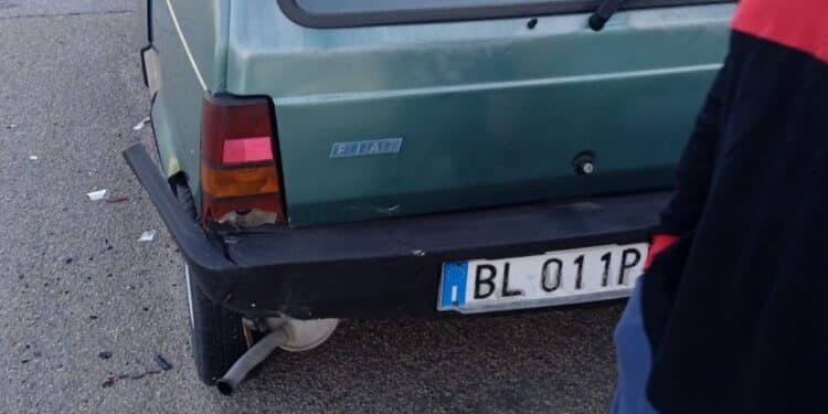 Quartu, danneggia gravemente un’auto in via Fermi ma poi scappa forse in ambulanza:  l’appello per aiutare Roberta
