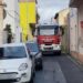 Sestu, sostanze chimiche nei locali di un’attività commerciale: una persona intossicata, in campo i vigili del fuoco