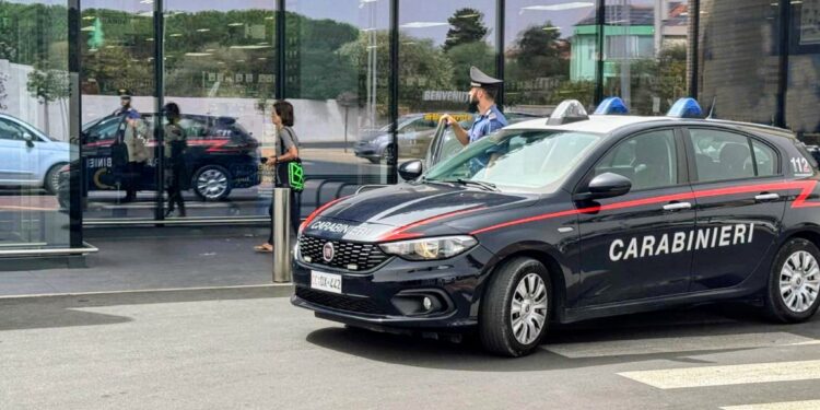 Quartu, ruba cibo per 500 euro al supermercato e tenta la fuga: arrestata 53enne