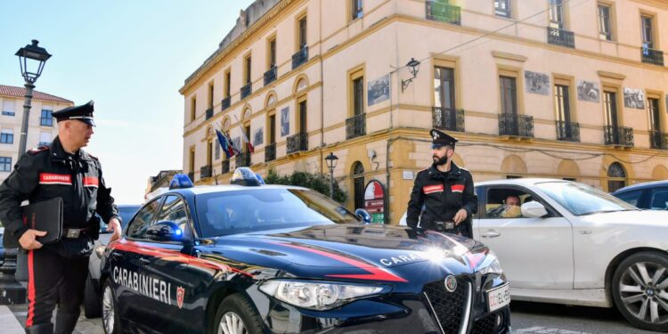 Quartu, evade dai domiciliari: lo riconoscono i carabinieri che lo avevano arrestato per furto