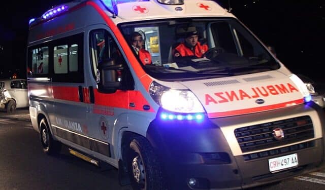 “Basta, è ora di cambiare”: il 118 in Sardegna al collasso, associazioni lanciano l’allarme