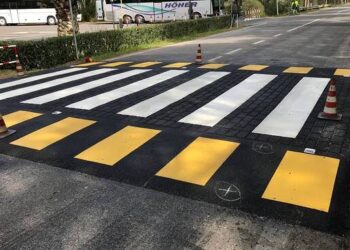 Cagliari, tenta di estorcere denaro per un finto investimento: smascherato dalle telecamere a Pirri