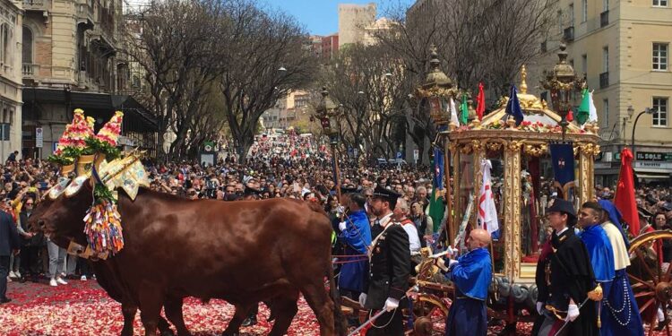 Cagliari, col fiato sospeso per Sant’Efisio: oggi il verdetto finale sull’uso dei buoi in processione