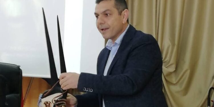 Ottana, il sindaco Franco Saba arrestato per tentata concussione