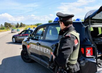 Controlli straordinari dei carabinieri a Iglesias: sanzionato un ristorante e segnalazioni per droga