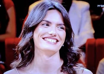 La bella Alessia di Mamoiada ad Affari Tuoi torna a casa senza soldi: ha rifiutato 42 mila euro