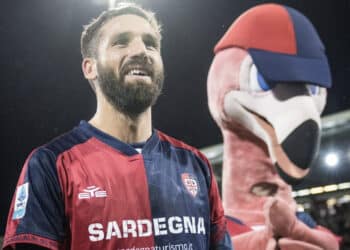 Cagliari, Pavoletti dice addio alla società rossoblù: “Piccola pausa per valutare il mio nuovo percorso”