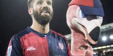 Cagliari, Pavoletti dice addio alla società rossoblù: “Piccola pausa per valutare il mio nuovo percorso”