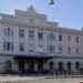 Cagliari, studentesse molestate in piazza Matteotti protette dai tassisti