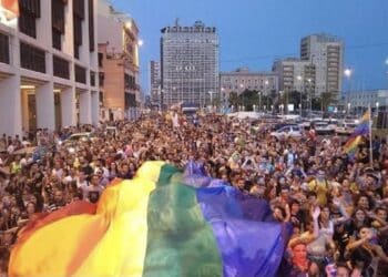 Cagliari, ai trans e alle persone non binarie sarà permesso usare nome e identità di genere senza rettifica anagrafica