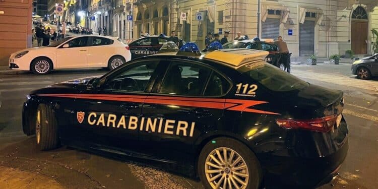 Cagliari, blitz nella zona rossa piazza del Carmine blindata per Sant’Efisio