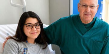 Cagliari, intervento oncologico ad alta complessità su una 35enne sarda affetta da una rarissima patologia