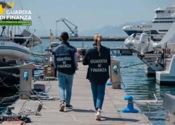 Cagliari: 100 yacht fantasma in porto, maxi truffa al fisco da 48 milioni di euro