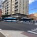 Cagliari, due bus del Ctm bloccati da un’auto fuori parcheggio fra via Dante e via Petrarca
