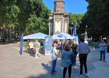 Cagliari, partecipazione in piazza del Carmine per la raccolta firme sulla sicurezza: “La città vuole reagire”