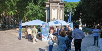 Cagliari, partecipazione in piazza del Carmine per la raccolta firme sulla sicurezza: “La città vuole reagire”