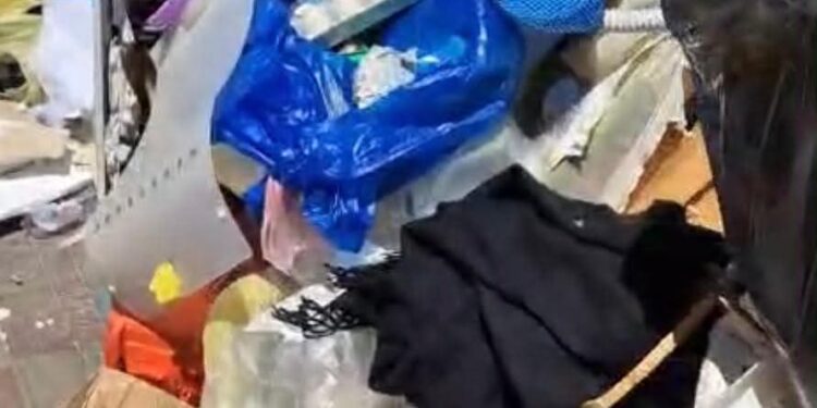 Cagliari, la maxi discarica di via Bosco Cappuccio è una vergogna: “L’inerzia amministrativa non riesce più a stare al passo con il degrado”