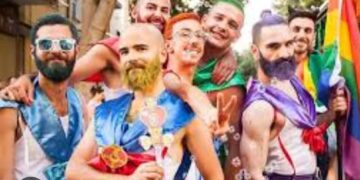 Carriera alias, scontro in Consiglio sulla mozione che consente l’identità diversa da quella anagrafica: è polemica aperta