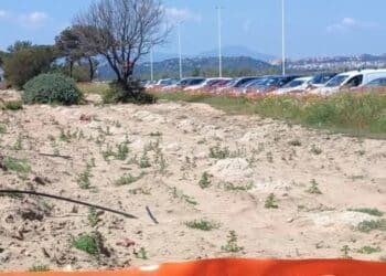 Quartu, parcheggi a pagamento per chi vuole andare al Poetto: da oggi scatta la tariffa estiva